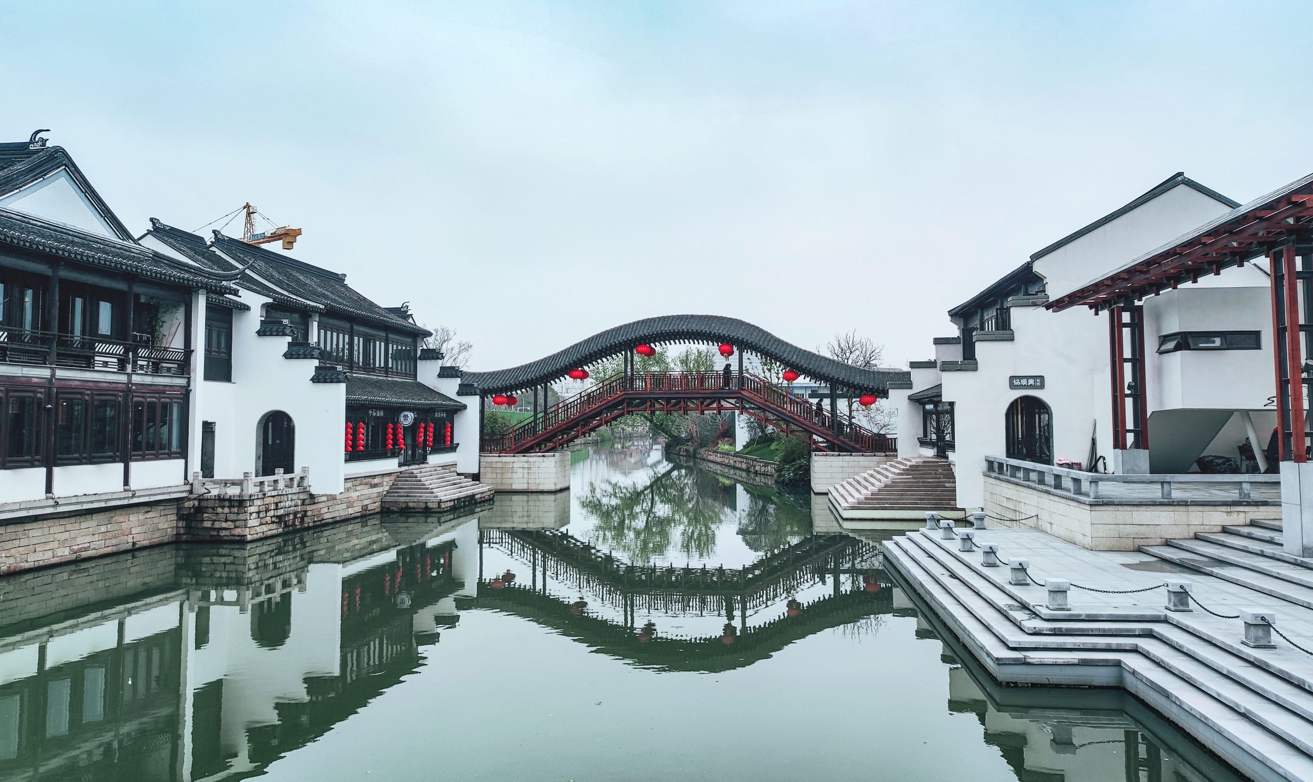愿你眼中有光，心中有山海